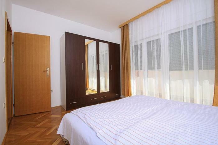 Apartmani Pranjic คาชเตลา ภายนอก รูปภาพ